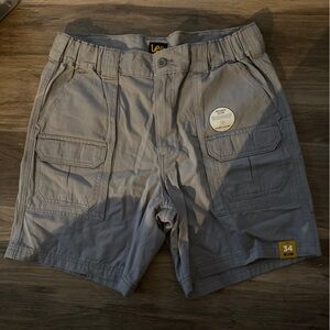 Lee Men's Cargo Shorts in Light Gray